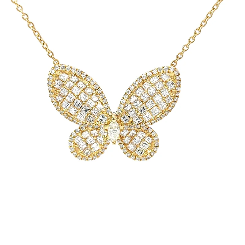 18 KARAT YELLOW GOLD 3.48 CARAT DIAMOND BUTTERFLY NECKLACE