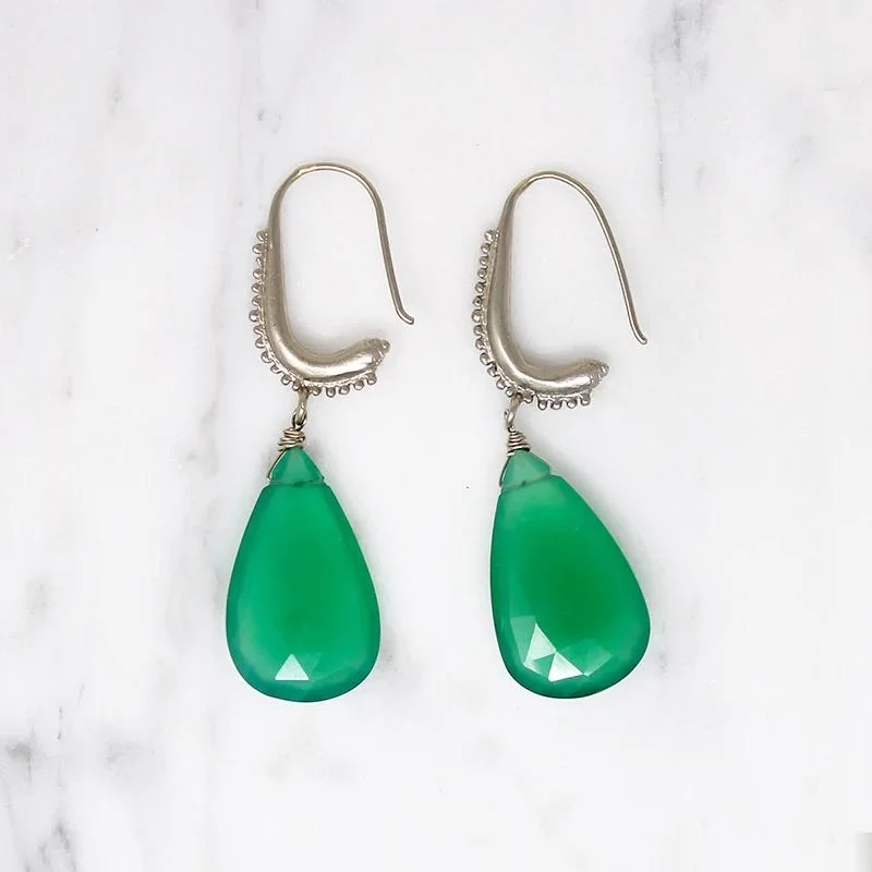 The Mughal Earring with Green Onyx Drops by brunet