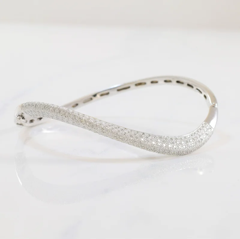 Pave Diamond Wave Bangle | 1.25ctw | 7" |