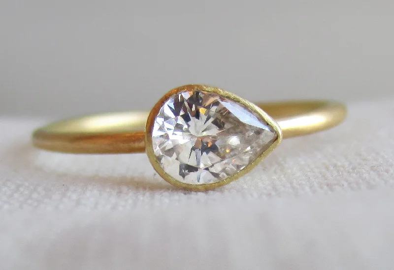 Pear Shaped Diamond Ring | .50ct