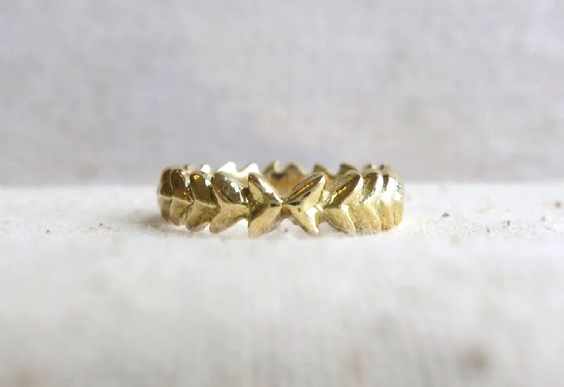 Arrow Wreath Ring