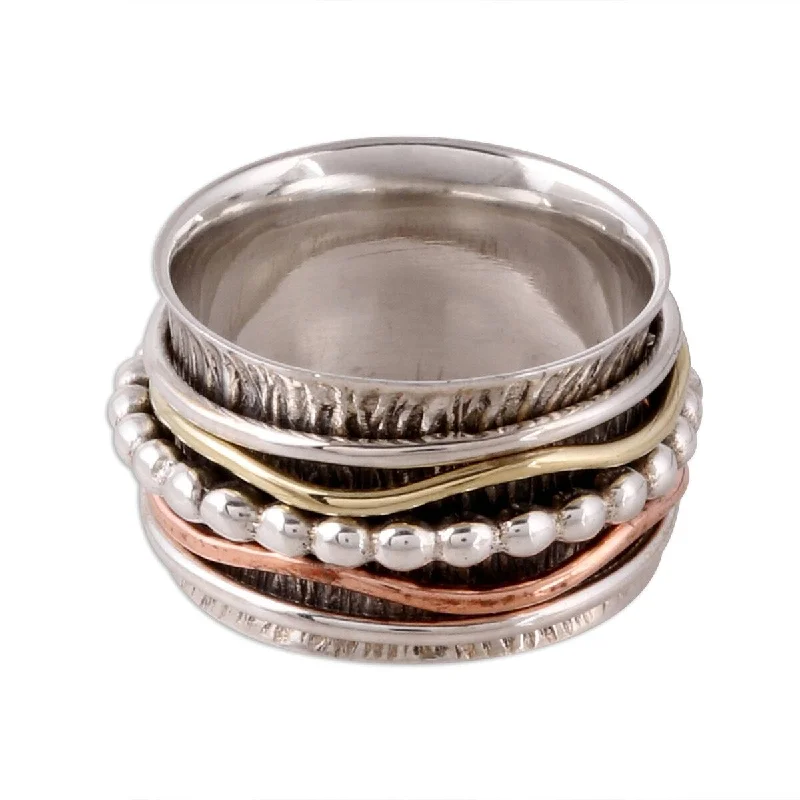 NOVICA Dotted Flair, Sterling silver spinner ring