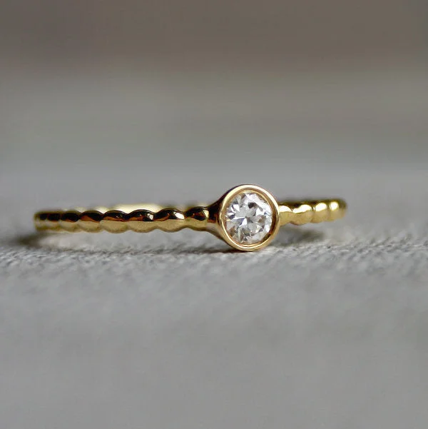 Beaded Band Diamond Seed Ring | .15ct